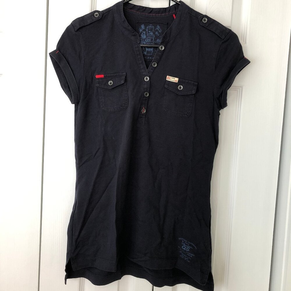 S. Oliver blue t-shirt